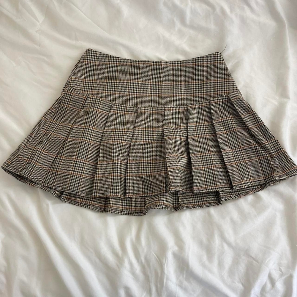 Juniors RSQ Plaid Pleated Mini Skirt - Black and Brown Size XS BNWT